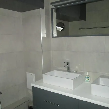 Bondis Alexander Services * بانسكو